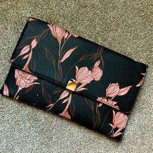 A New Day large clutch with strap. Smoke free home. Great condition